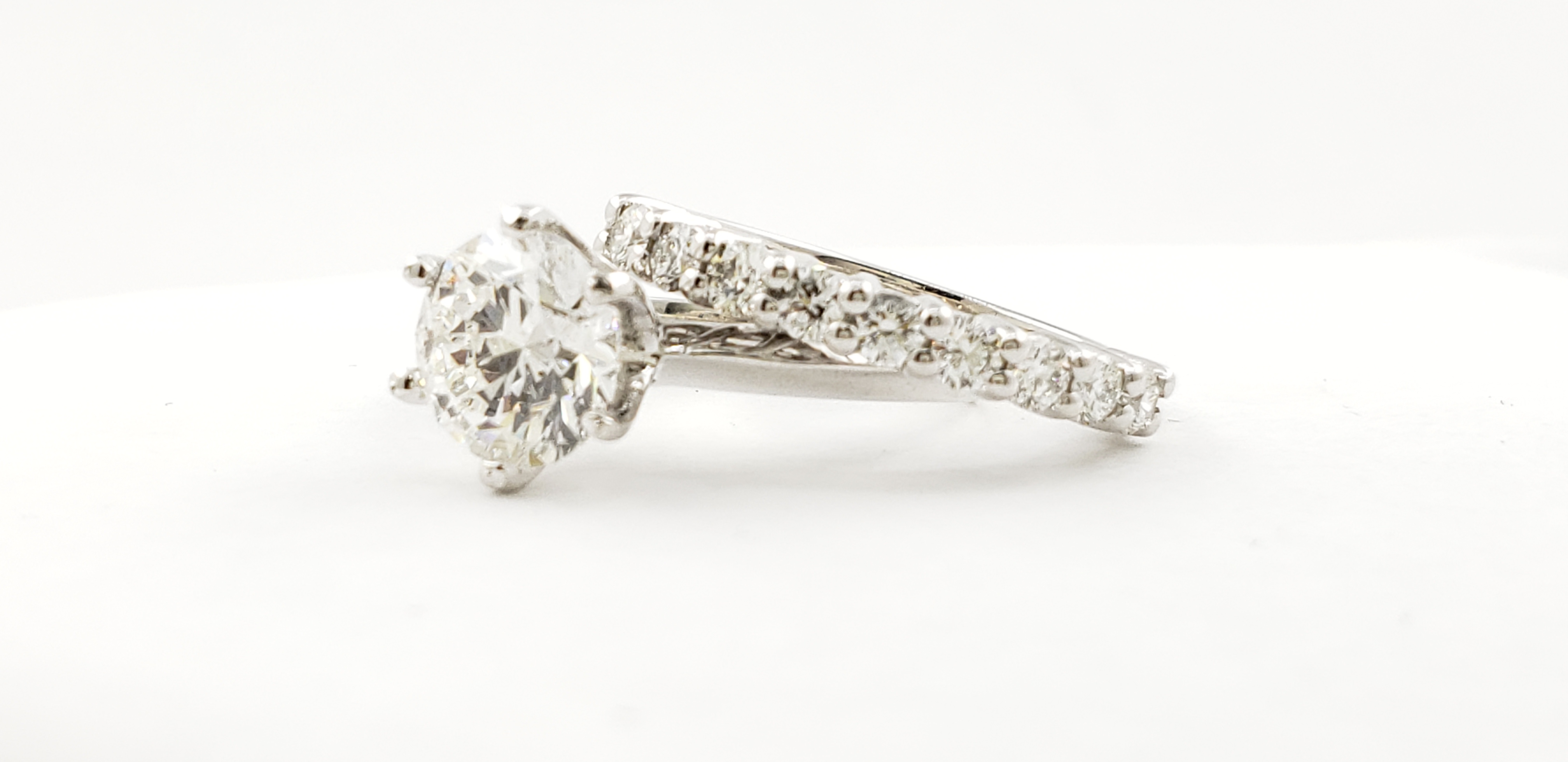 Round Shape Bridal Set